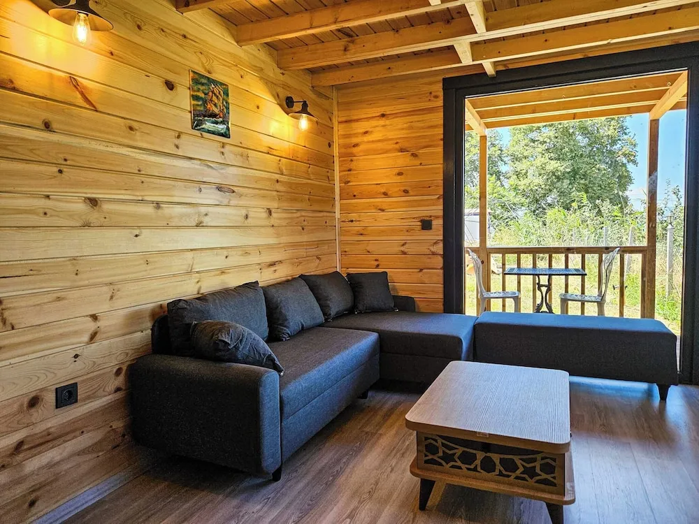 Deluxe Bungalov, Göl Manzaralı