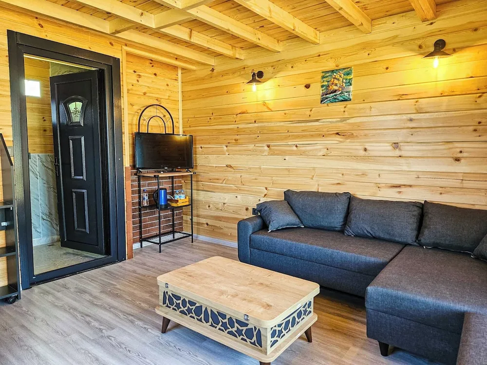 Deluxe Bungalov, Göl Manzaralı