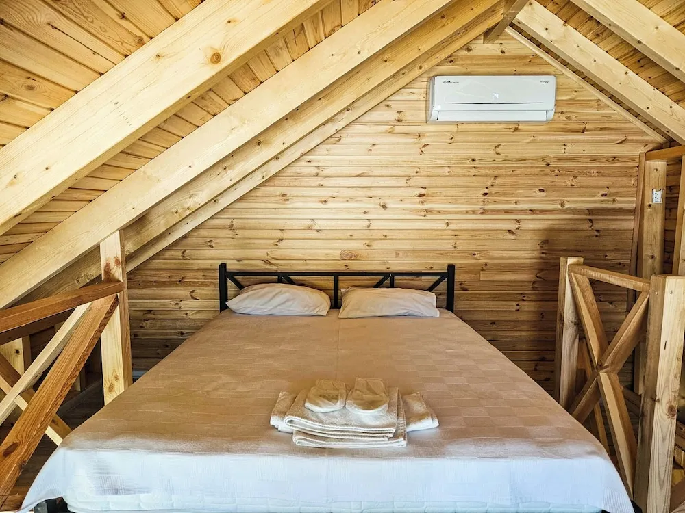 Standard Bungalov, Kısmi Göl Manzaralı
