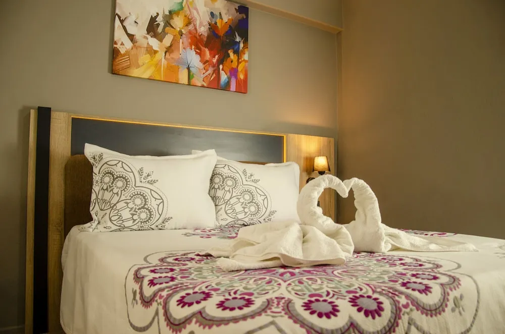 Luxury Tek Büyük Yataklı Oda, 1 Büyük (Queen) Boy Yatak, Balkon