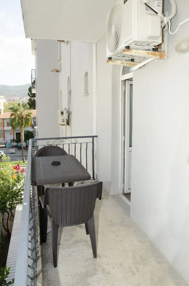 Luxury Üç Kişilik Oda, Birden Çok Yatak, Balkon