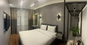 Uzunkum Hotel