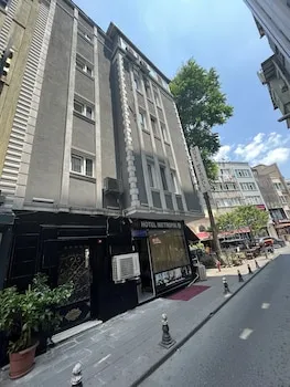 Metropol Hotel 2
