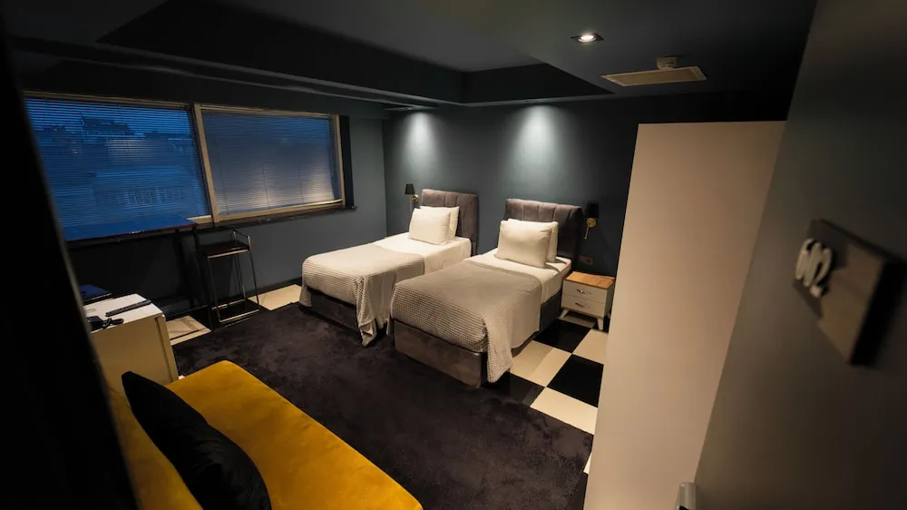 Twin Standard Studio