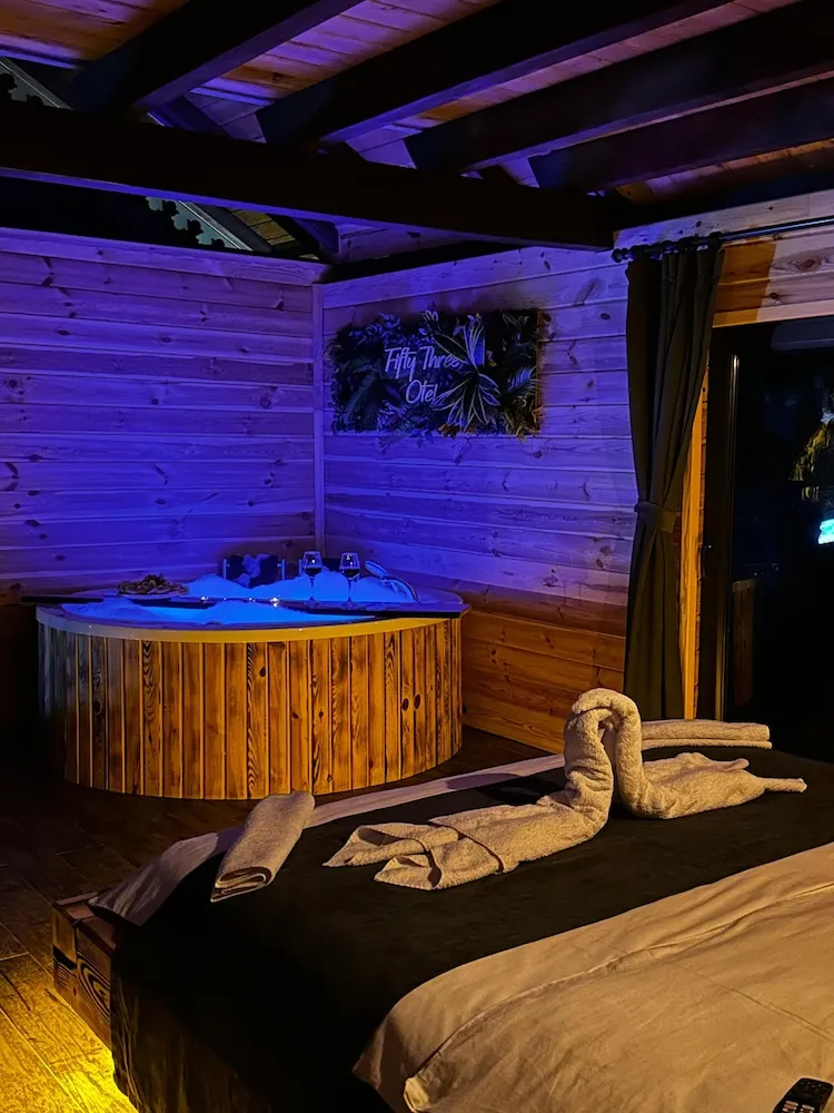 Lizbon Suite Room