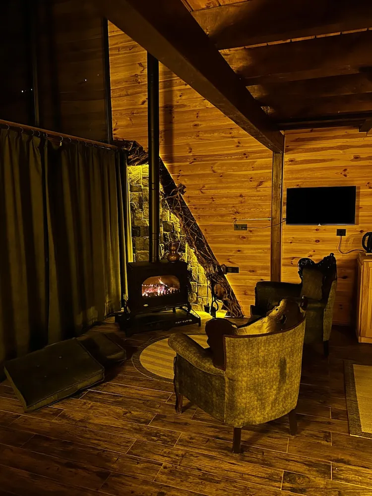 Gia Suite Room
