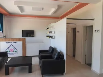 La Vie En Rose Otel by Söğütdağı
