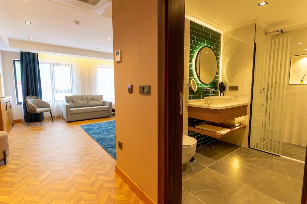 Family Dört Kişilik Oda