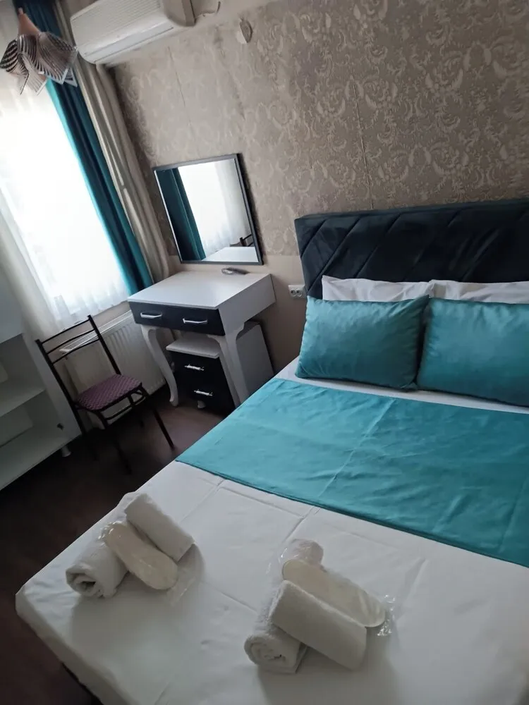 Classic Tek Büyük Yataklı Oda