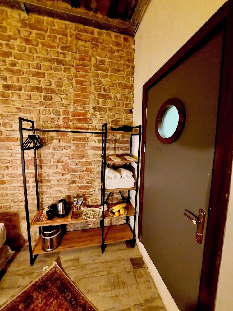 Design Oda, 1 Büyük (Queen) Boy Yatak