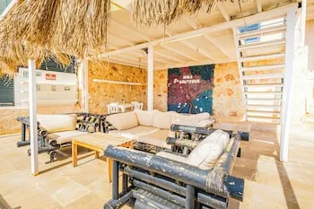 Lisia Sunset Hotel