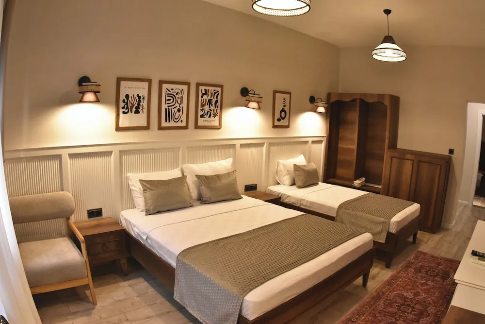 Deluxe Dört Kişilik Oda, Birden Çok Yatak, Nehir Manzaralı