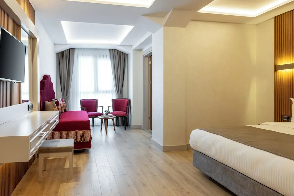Deluxe Tek Büyük Yataklı Oda