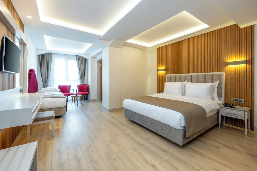 Deluxe Tek Büyük Yataklı Oda