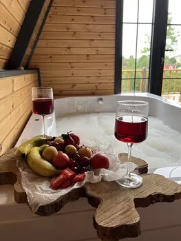 Queen City Hotel and Bungalov