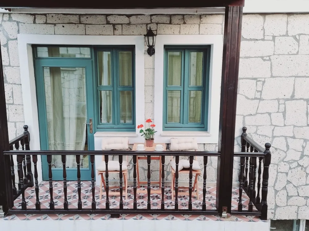 Design Apart Daire, 1 En Büyük (King) Boy Yatak ve Çekyat, Avlu Manzaralı, Bahçeli