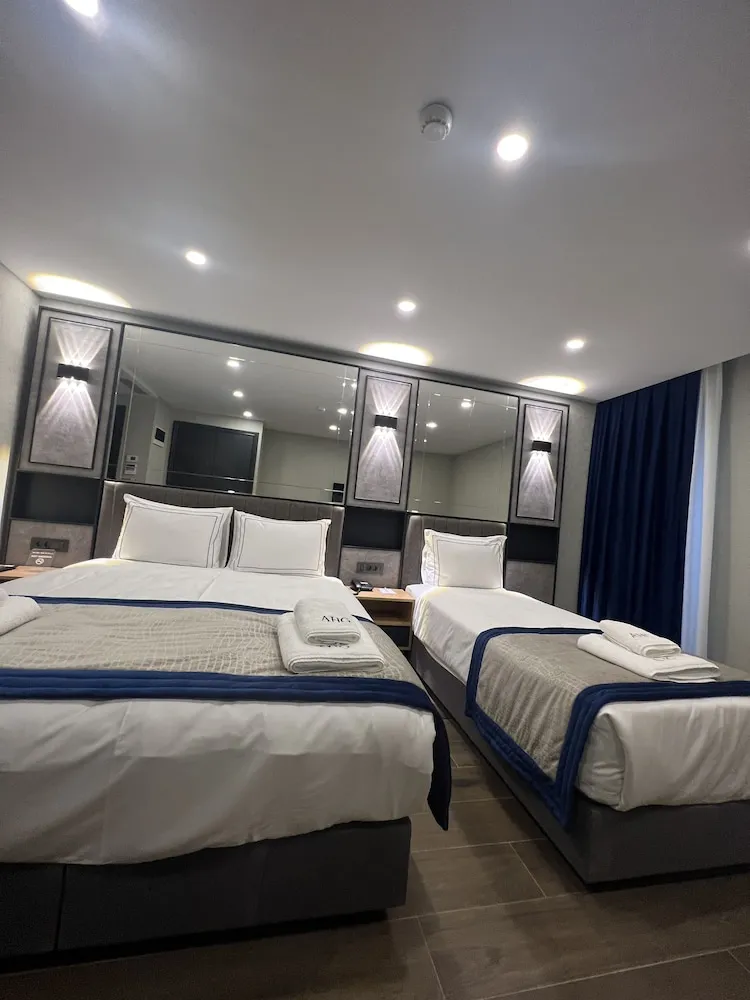 Economy Üç Kişilik Oda