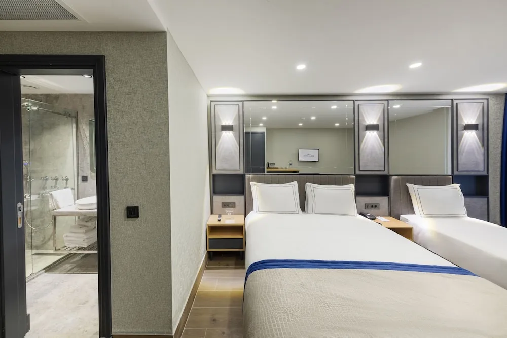 Economy Üç Kişilik Oda