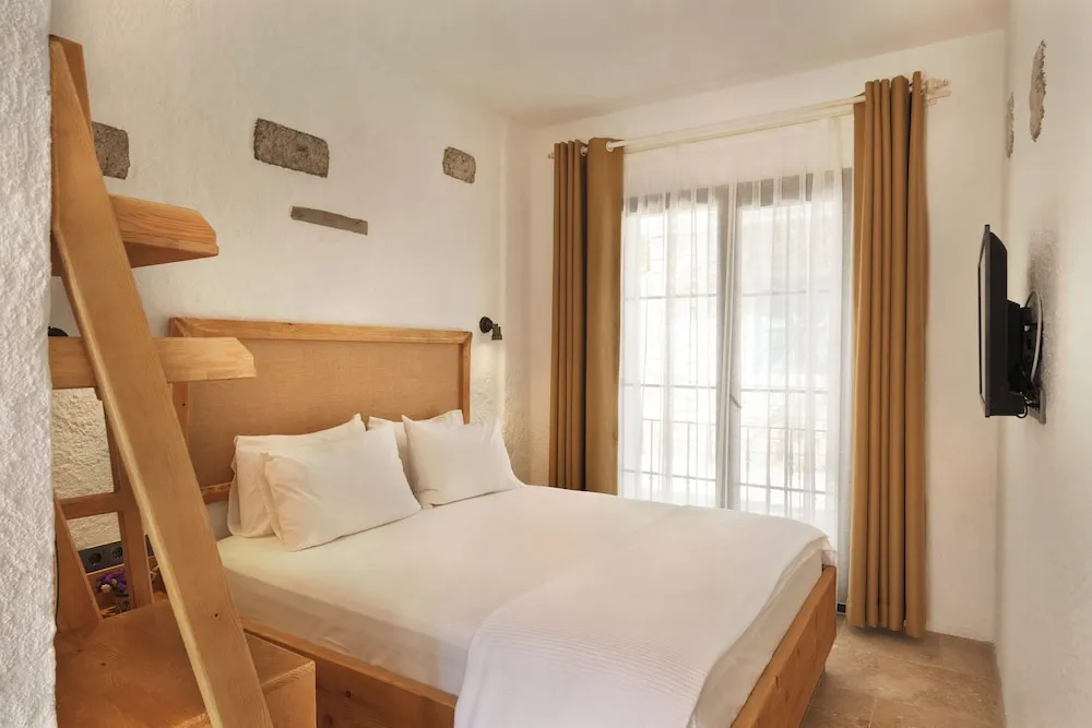 Deluxe Room - Balcony