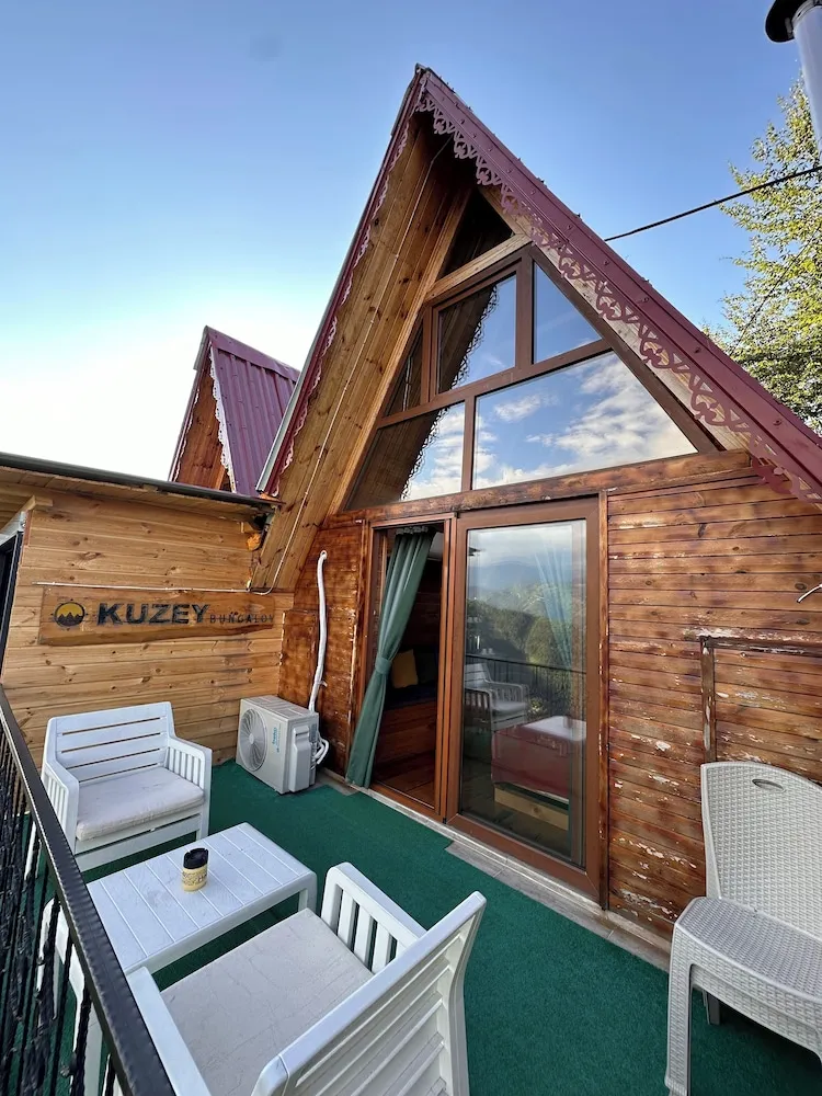 Exclusive Tek Büyük Yataklı Oda