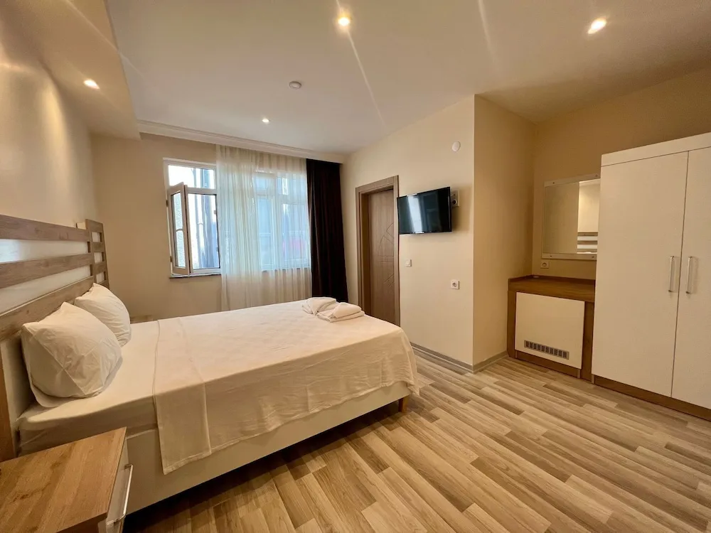 Comfort Tek Büyük Yataklı Oda, 1 Büyük (Queen) Boy Yatak, Sigara İçilebilir, Deniz Manzaralı