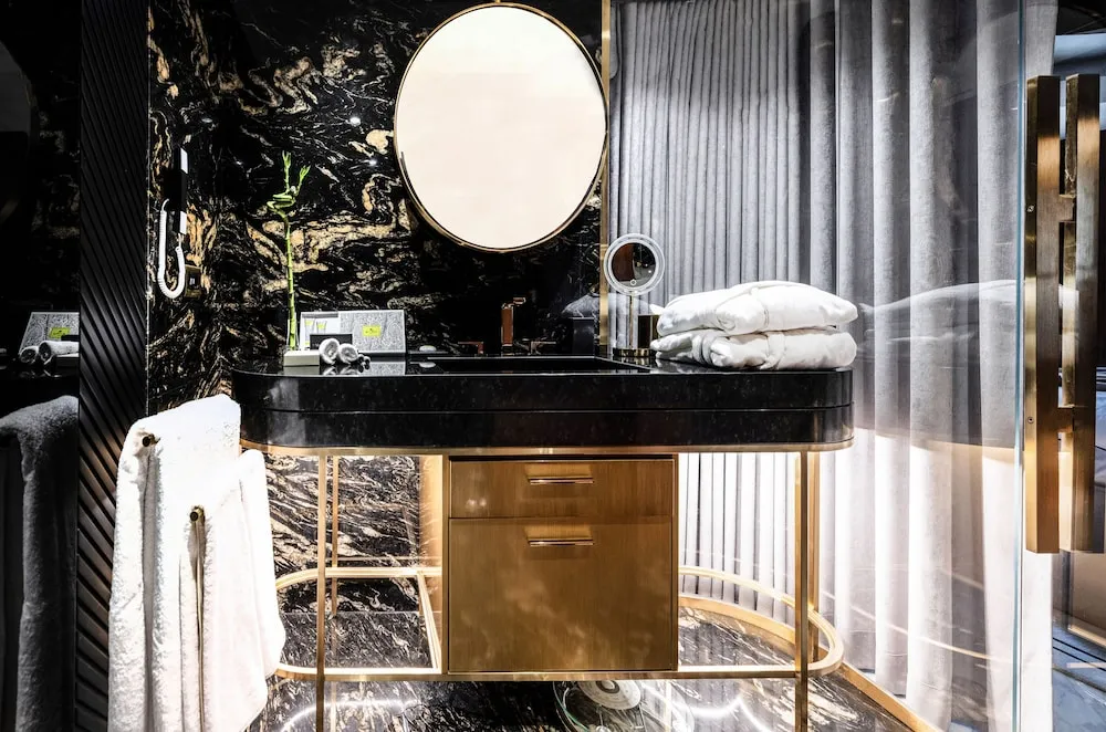The Maestro Penthouse