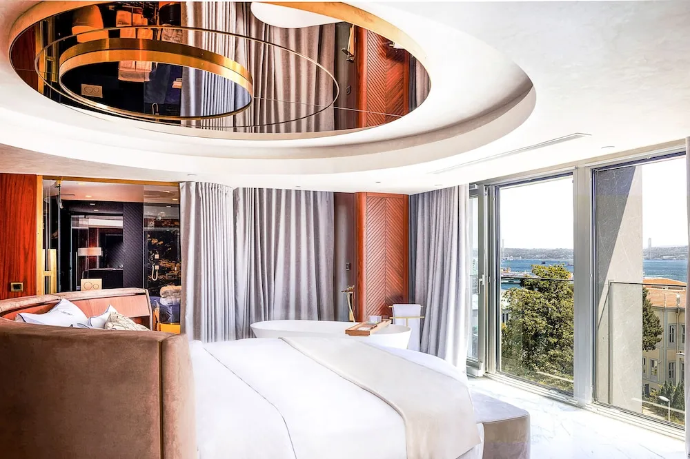 The Maestro Penthouse