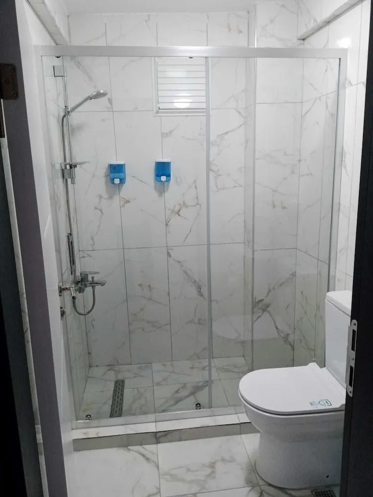 Luxury Tek Büyük Yataklı Oda