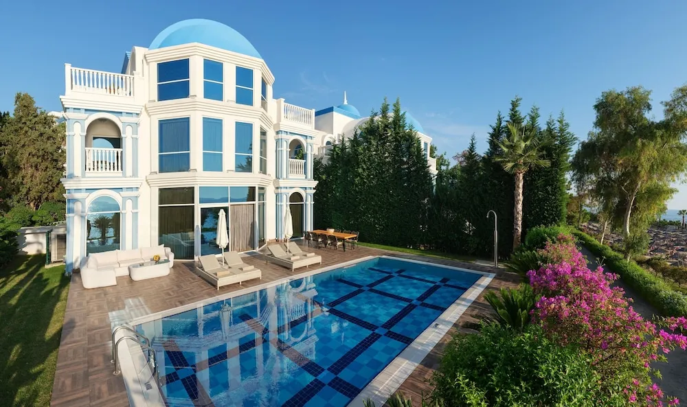 Presidential Villa, Kişiye Özel Havuzlu