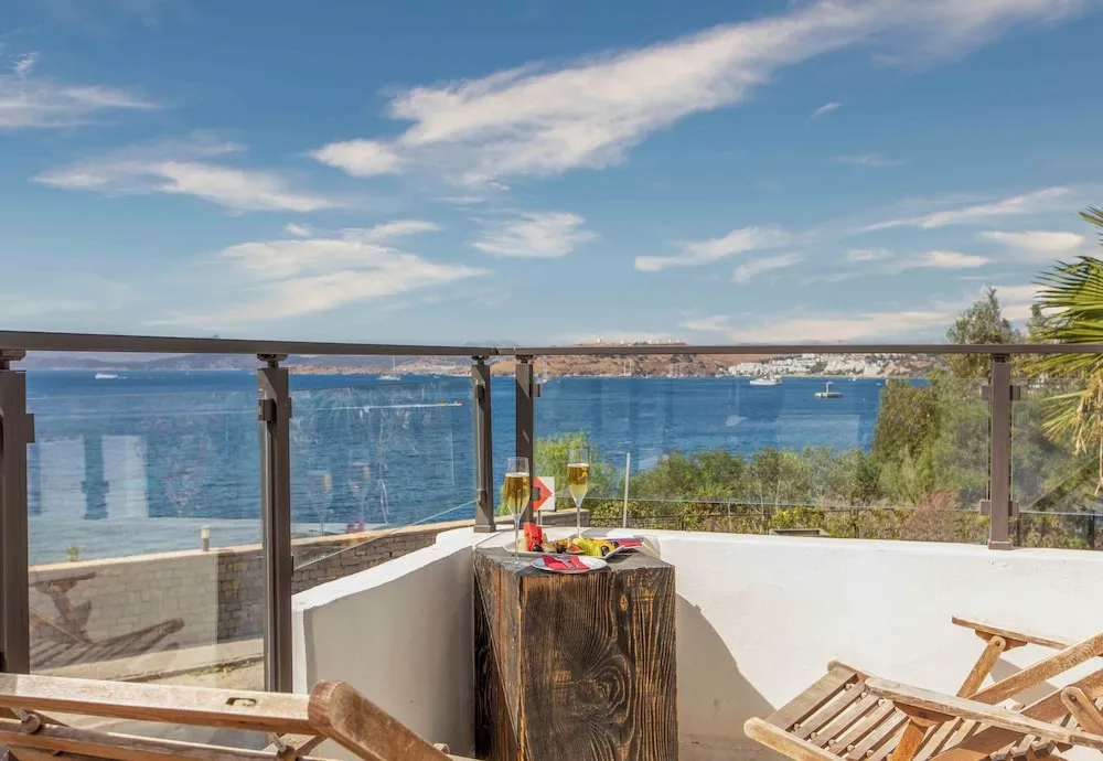Standard Tek Büyük Yataklı Oda, Balkon, Deniz Manzaralı