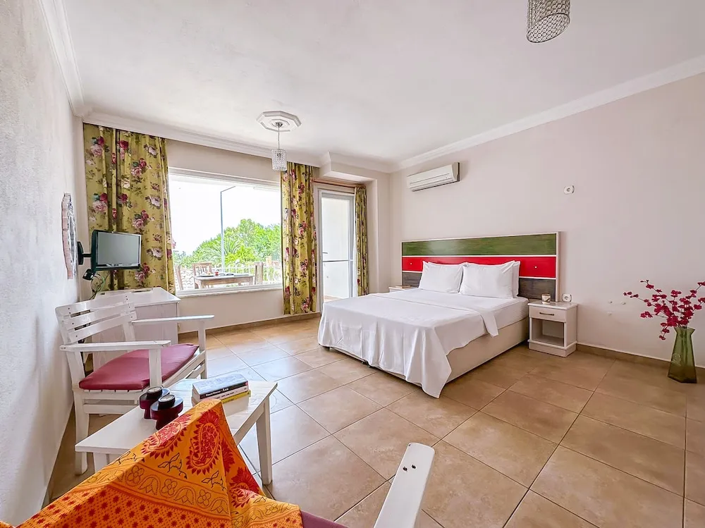 Standard Tek Büyük Yataklı Oda, Balkon, Deniz Manzaralı