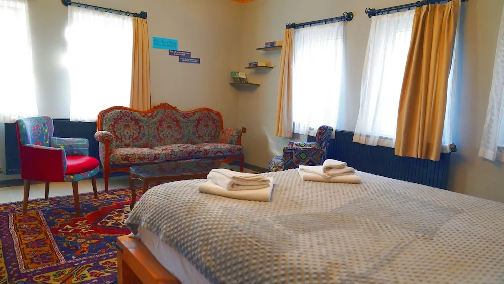 Superior Oda, 1 Büyük (Queen) Boy Yatak