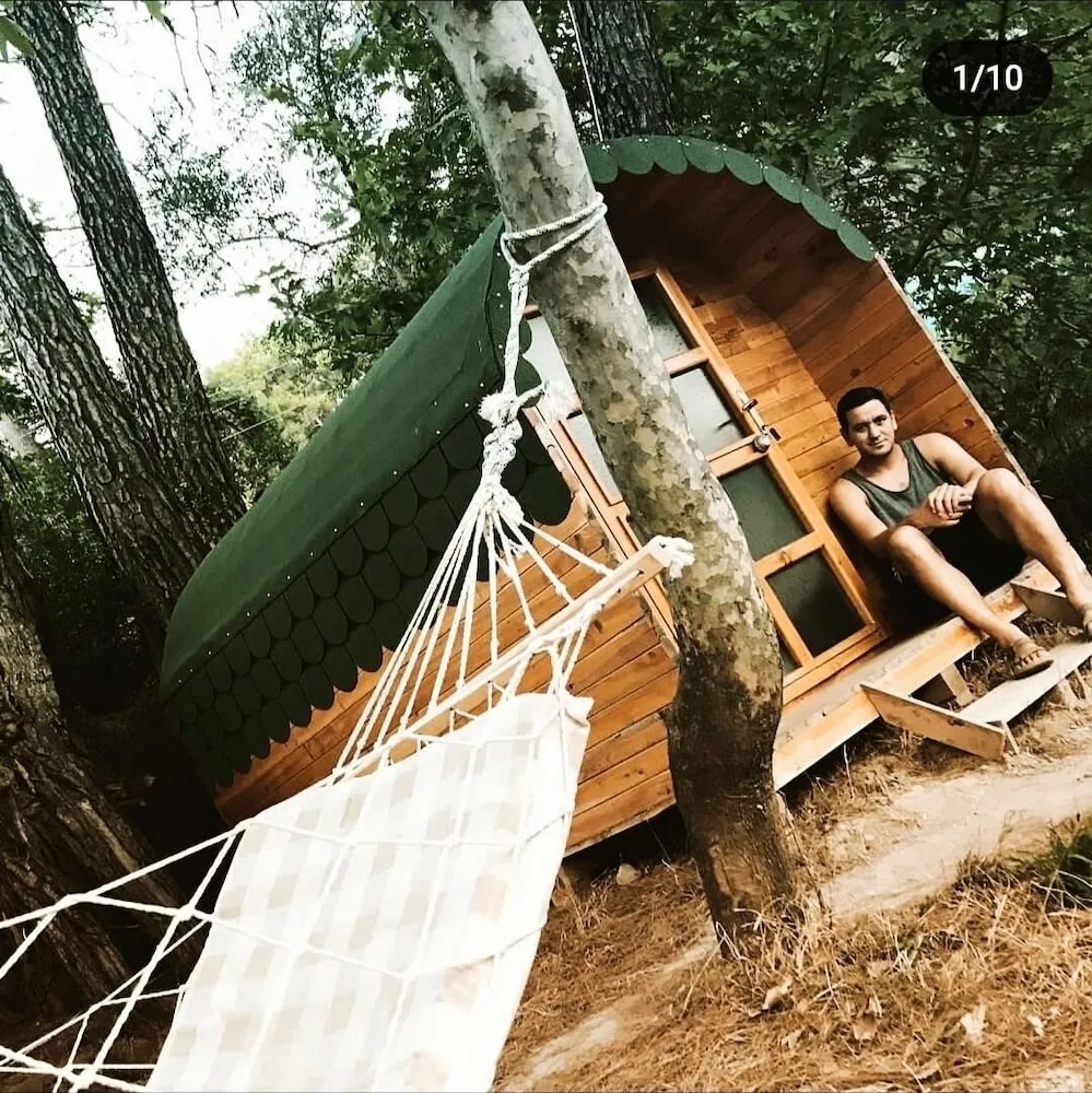 Economy Stüdyo, 1 Çift Kişilik Yatak, Sigara İçilebilir, Bahçe Manzaralı