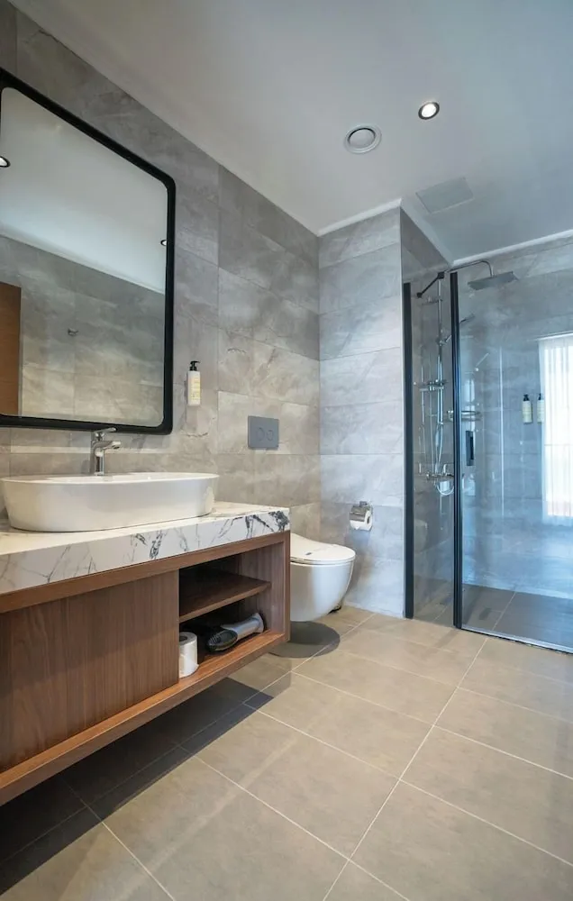 Standard Stüdyo, Şehir Manzaralı