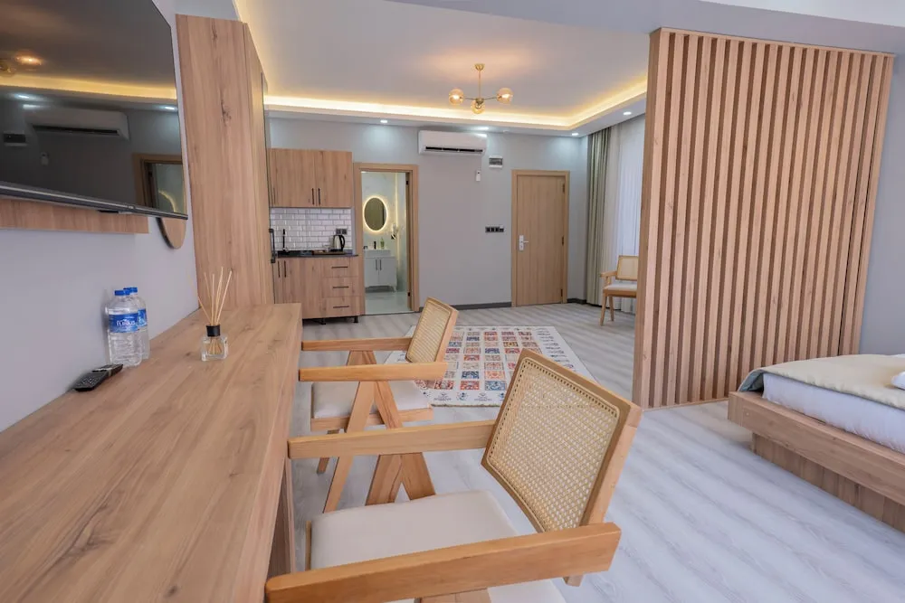 Premium Oda, 1 En Büyük (King) Boy Yatak