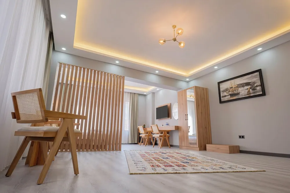 Premium Oda, 1 En Büyük (King) Boy Yatak