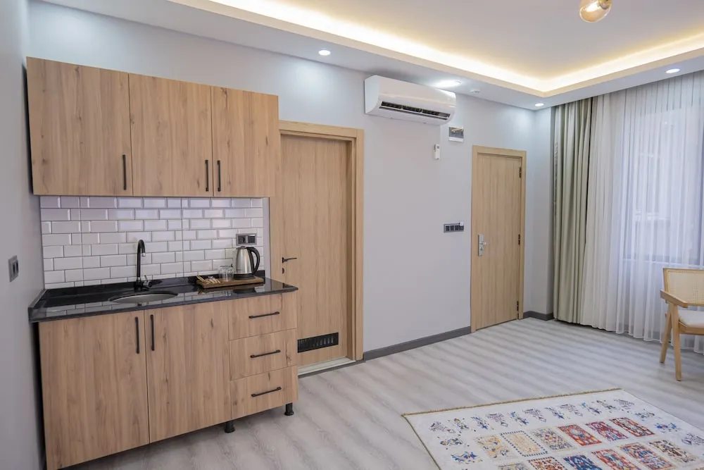 Premium Oda, 1 En Büyük (King) Boy Yatak