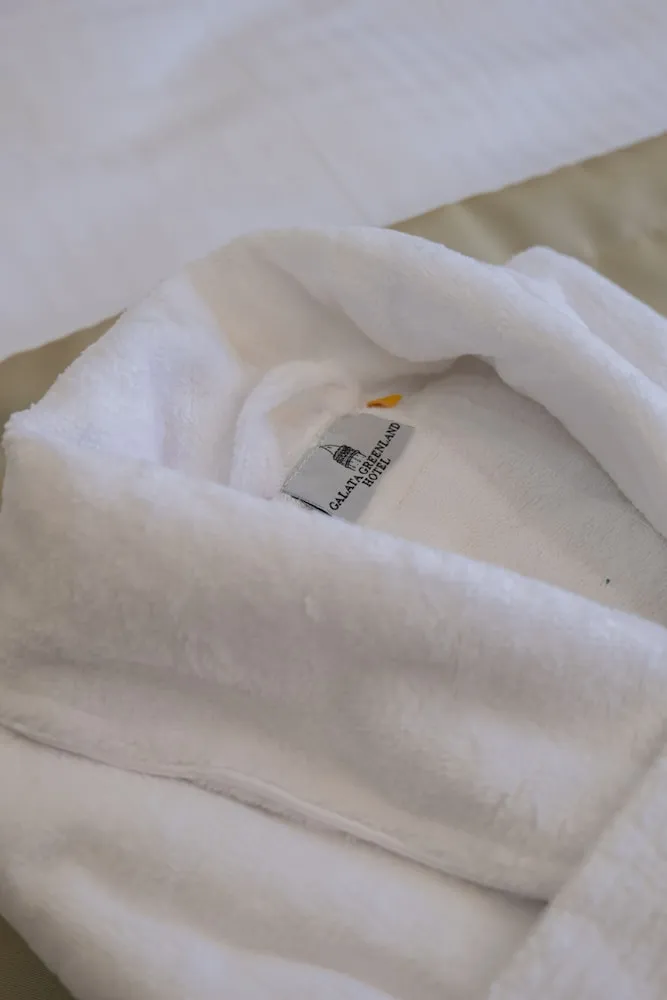 Deluxe Oda, 1 En Büyük (King) Boy Yatak