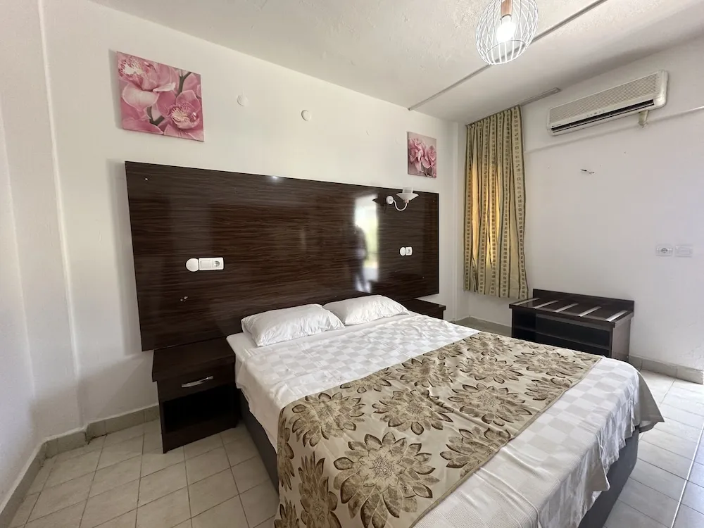 Comfort Büyük Yataklı Tek Kişilik Oda