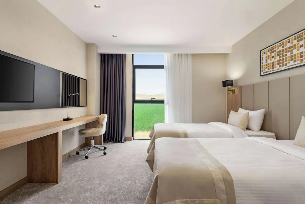 Oda, 2 Tek Kişilik Yatak, Balkon, Şehir Manzaralı