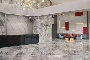 Ramada Plaza By Wyndham Batman