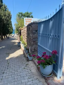 Litri Otel