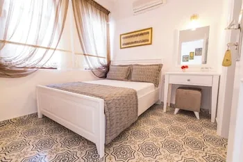 Bozcaada Butik Pansiyon