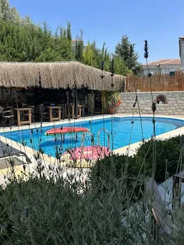 Pupa Alaçatı Butik Otel