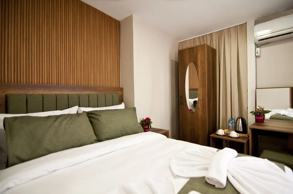 Classic Tek Büyük veya İki Ayrı Yataklı Oda, Şehir Manzaralı