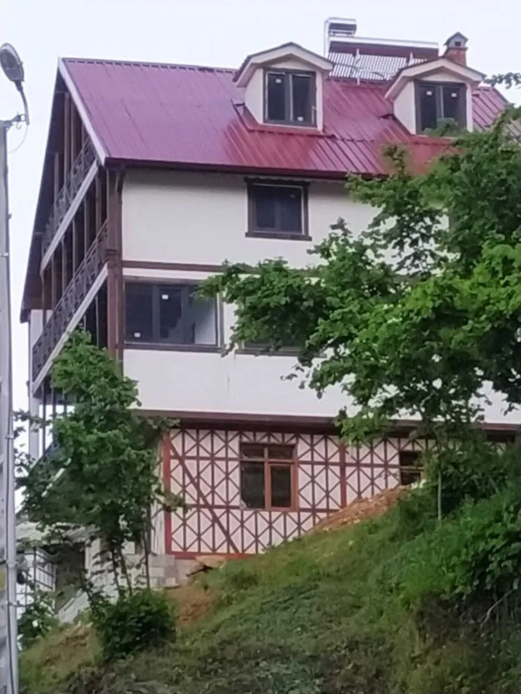 Basic Tek Büyük Yataklı Oda