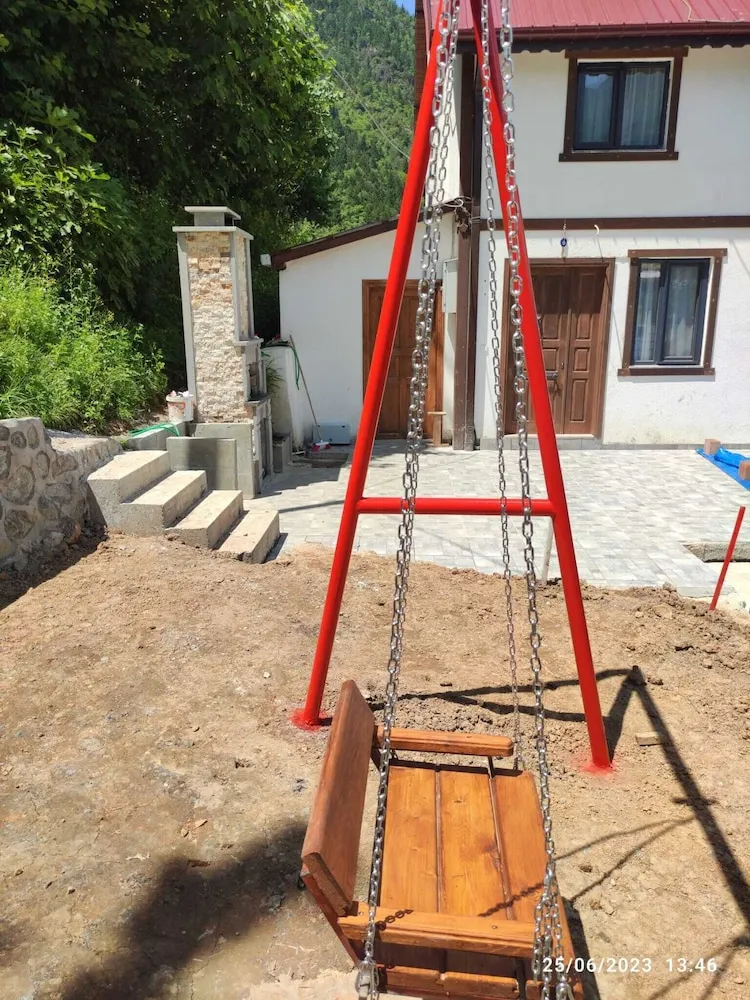 Basic Tek Büyük Yataklı Oda