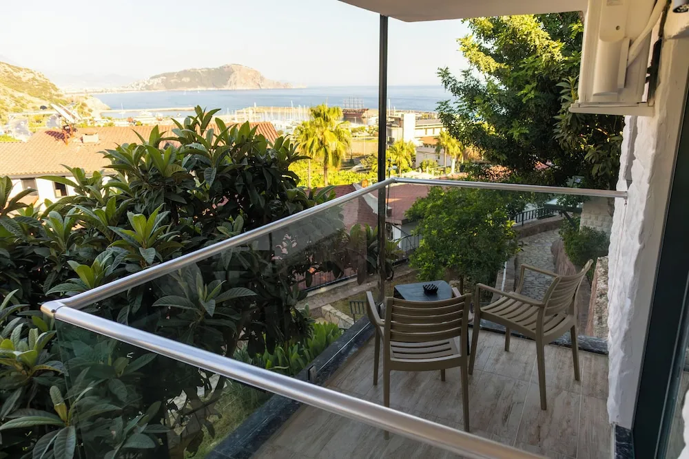 Love Room Bungalow with Sea View
