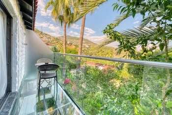 İllusion Beach Club Hotel +16 Only Adult