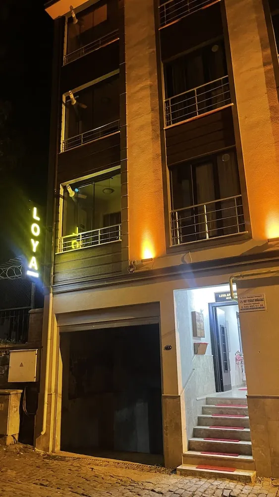 Loya Apartments